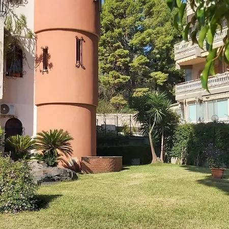 Holiday home Gardenhouse Aci Trezza